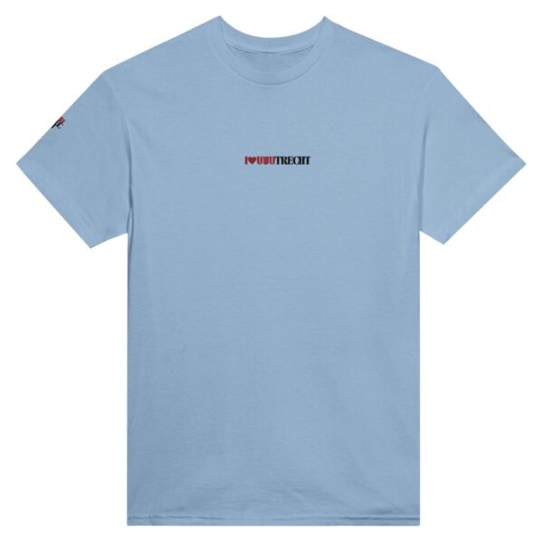 T-shirt met I love uuutrecht geborduurd op het middenpand aan de voorkant. In het rood en zwart geborduurd zodat je lang kan genieten van dit toffe shirt voor de echte Utrechter. lichtblauw