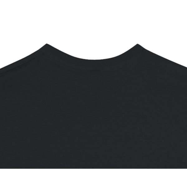 T-shirt met I love uuutrecht geborduurd op het middenpand aan de voorkant. In het rood en zwart geborduurd zodat je lang kan genieten van dit toffe shirt voor de echte Utrechter. zwart