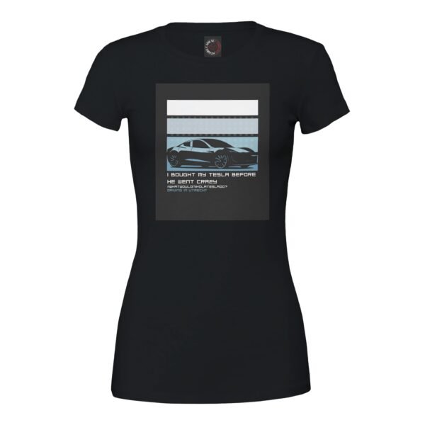 zwart t-shirt met opdruk: I bought my tesla before he went crazy. Nicolas tesla. Driving in Utrecht zwart T-shirt met blauwe opdruk van een tesla. voorkant